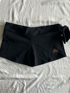 Shakti Black Women's Hot Yoga Shorts with Side Tie S